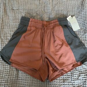 Abercrombie YPB motionTEK High Rise Lined Workout Shorts